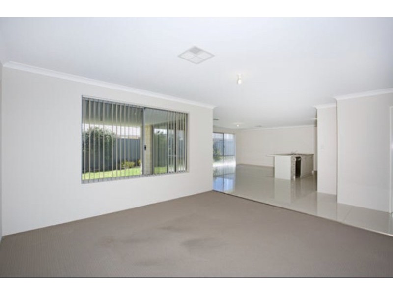 65 Barron turn, South Yunderup WA 6208