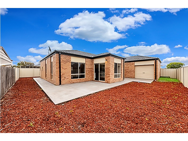 56 Mulberry Pass, Craigieburn VIC 3064