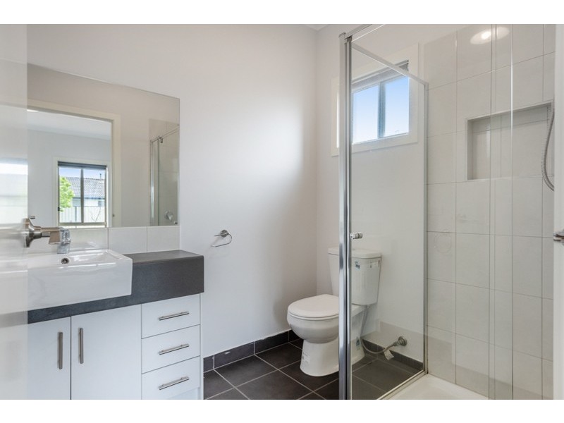 56 Mulberry Pass, Craigieburn VIC 3064