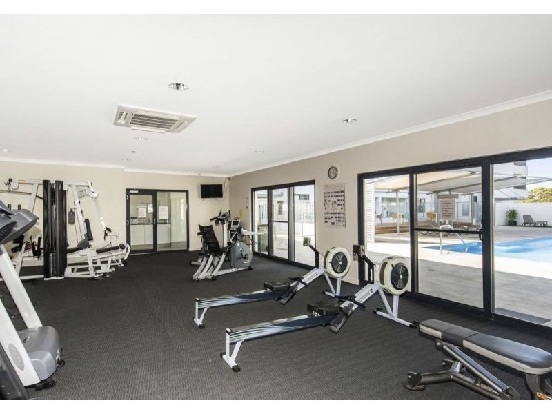 25/17-21 Rockingham beach road, Rockingham WA 6168