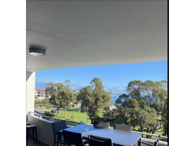 25/17-21 Rockingham beach road, Rockingham WA 6168