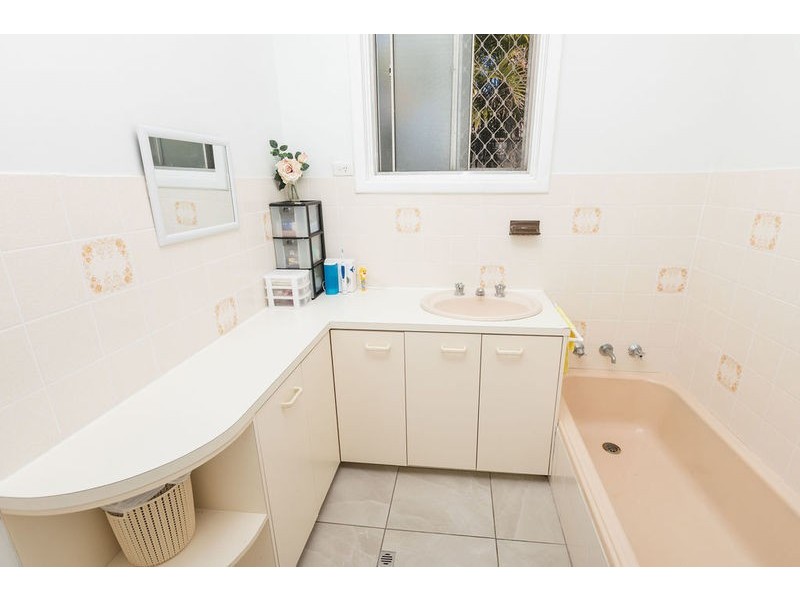 4 Topaz Street, Mount Isa QLD 4825