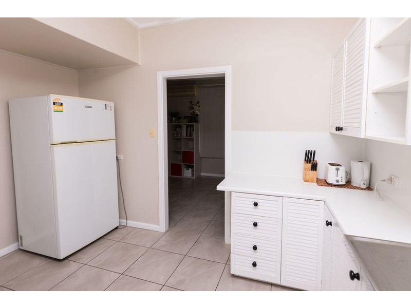 4 Topaz Street, Mount Isa QLD 4825