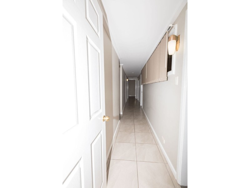 4 Topaz Street, Happy Valley QLD 4825