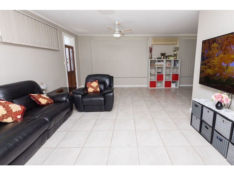 4 Topaz Street, Happy Valley QLD 4825