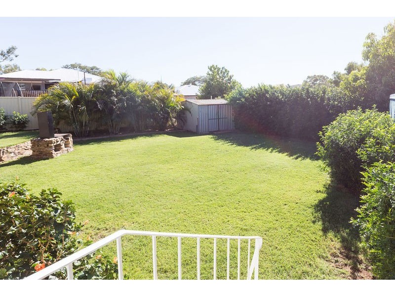 4 Topaz Street, Happy Valley QLD 4825