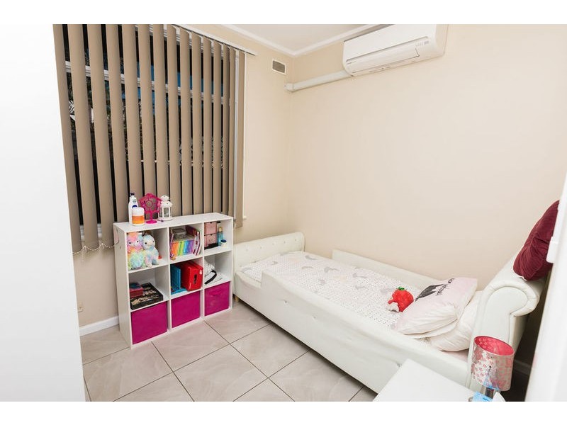 4 Topaz Street, Happy Valley QLD 4825