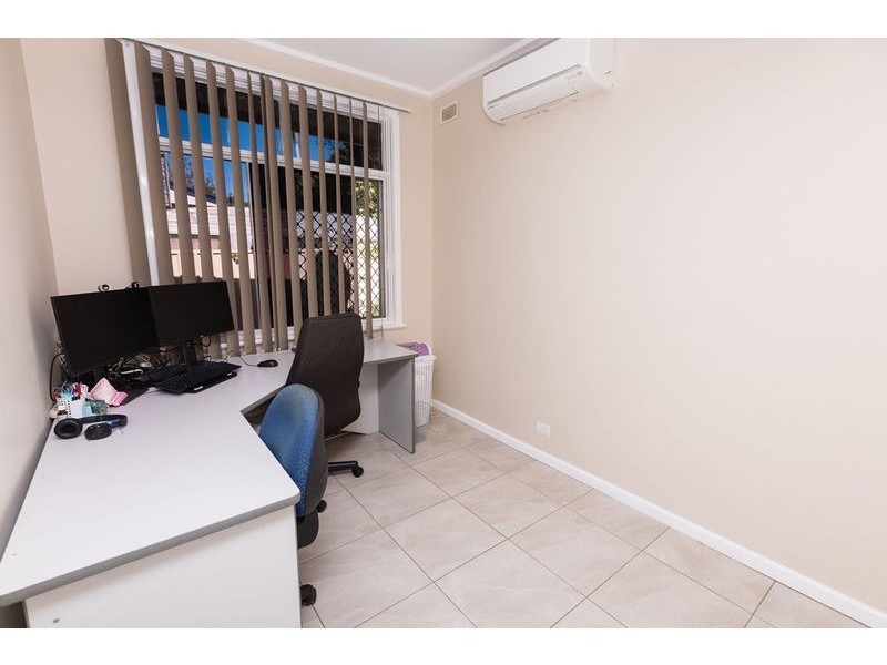 4 Topaz Street, Happy Valley QLD 4825