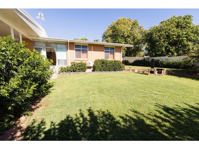 4 Topaz Street, Happy Valley QLD 4825