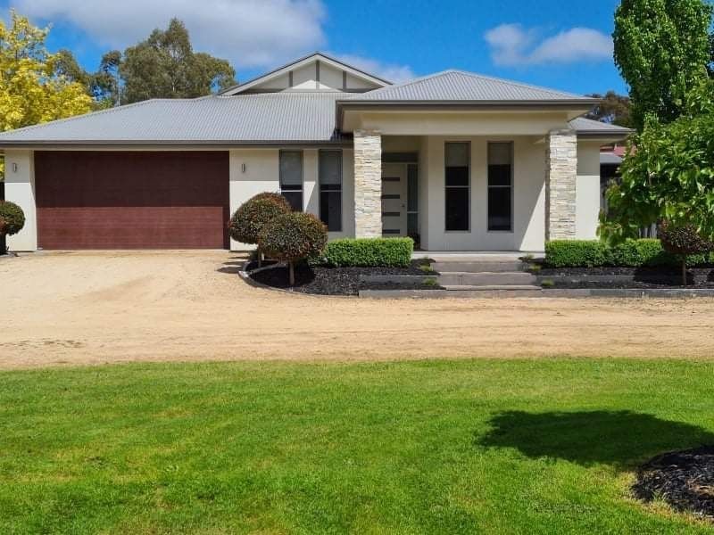 7147 Horrocks Highway, Leasingham SA 5452