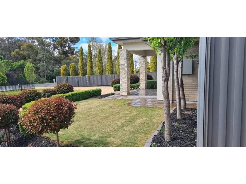 7147 Horrocks Highway, Leasingham SA 5452