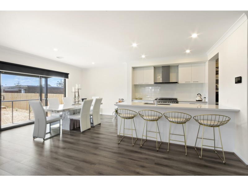 673 Esplanade, Lakes Entrance VIC 3909