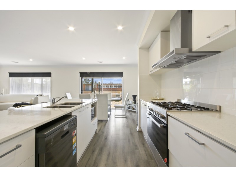 673 Esplanade, Lakes Entrance VIC 3909