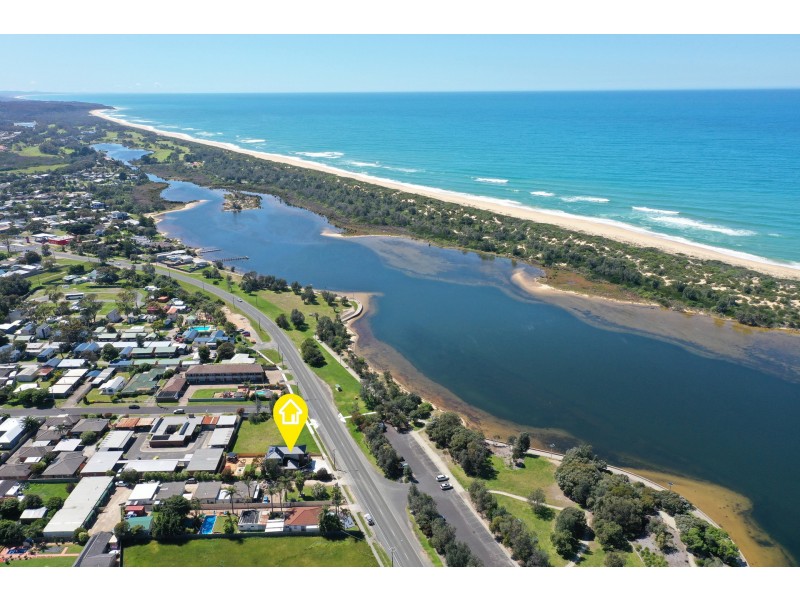 673 Esplanade, Lakes Entrance VIC 3909