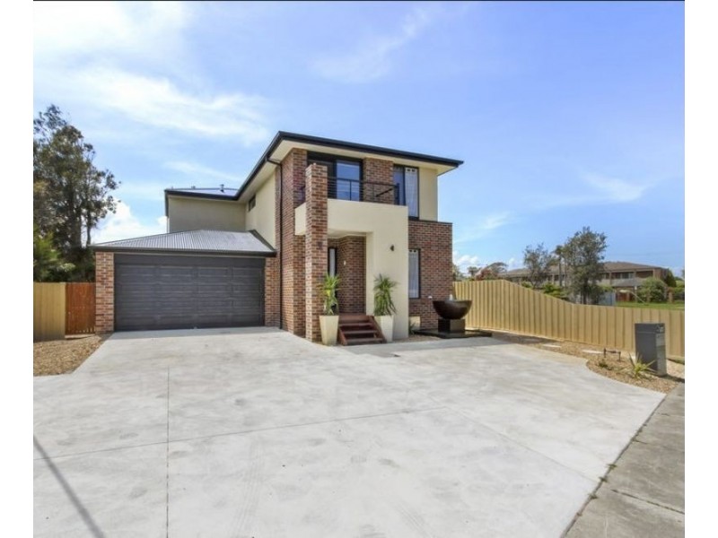 673 Esplanade, Lakes Entrance VIC 3909