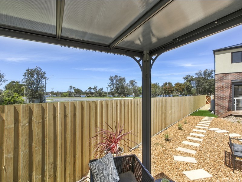 673 Esplanade, Lakes Entrance VIC 3909