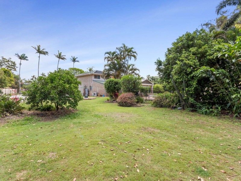 2 Alex ave, Ningi QLD 4511