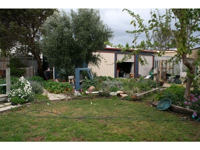 28 Dawn St, Hopetoun WA 6348