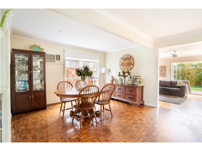 25 Yackatoon Ave, Aspendale VIC 3195