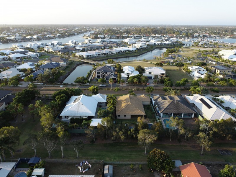 36 Marina Boulevard, Banksia Beach QLD 4507