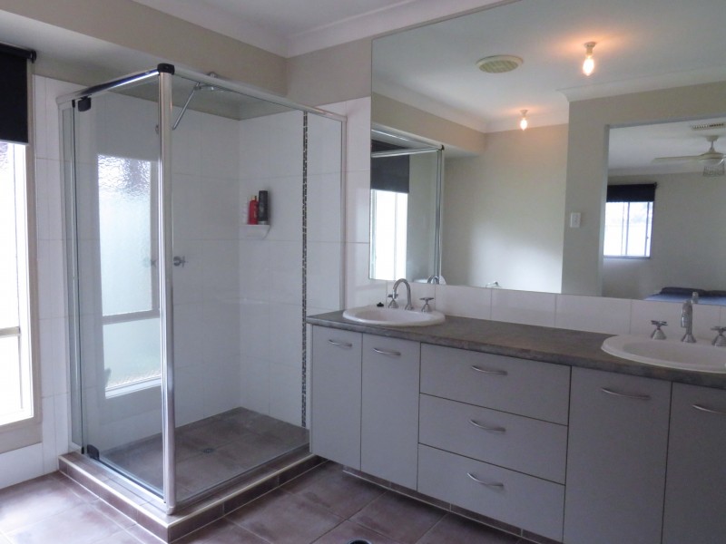 36 Marina Boulevard, Banksia Beach QLD 4507