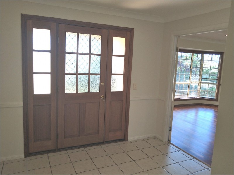 17 Pleasant Court, Cleveland QLD 4163