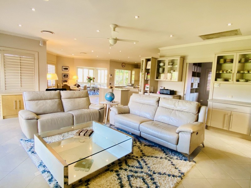 12A Governor Phillip Place, West Pennant Hills NSW 2125