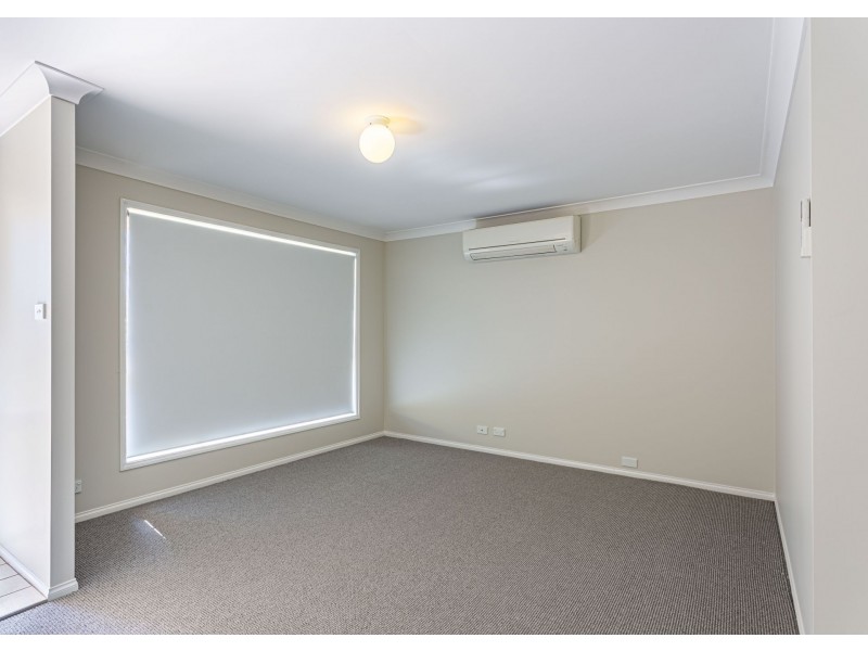 4 Franklin ST, Tea Gardens NSW 2324