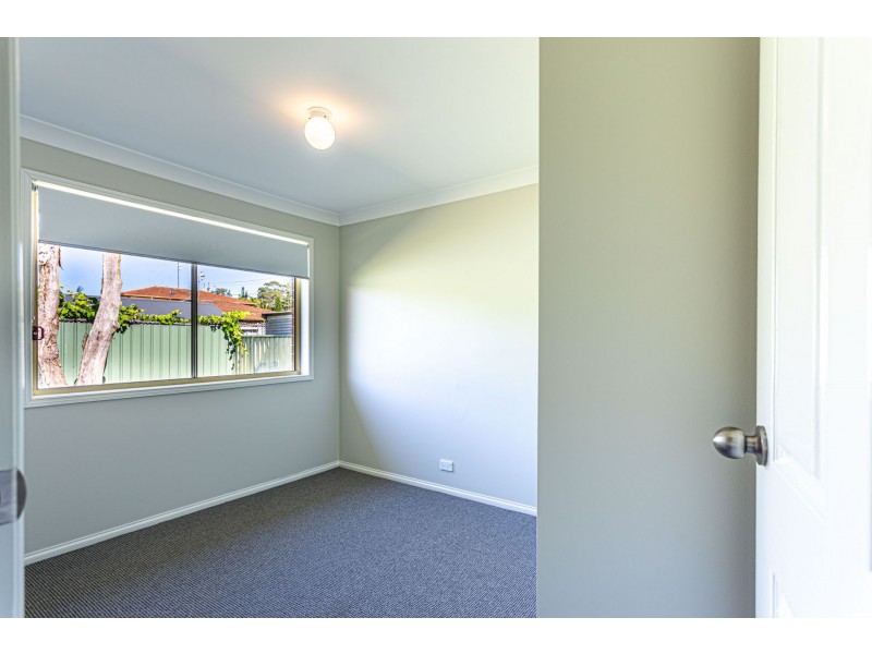 4 Franklin ST, Tea Gardens NSW 2324