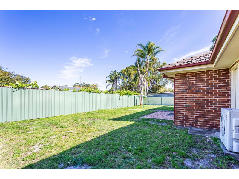4 Franklin ST, Tea Gardens NSW 2324
