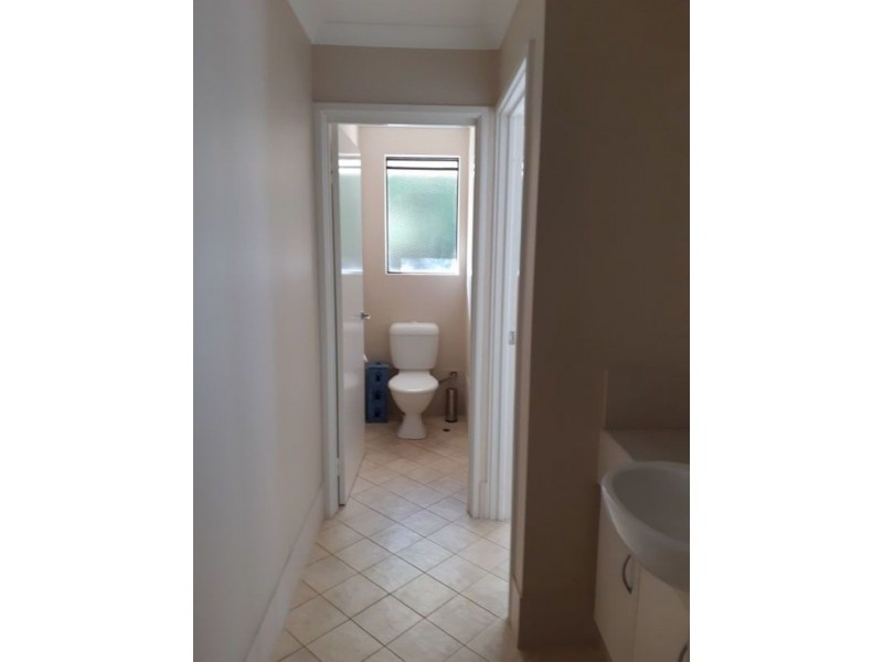 60 Connell Avenue, Martin WA 6110