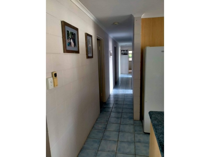 37 Tammy Road, Moore Park Beach QLD 4670