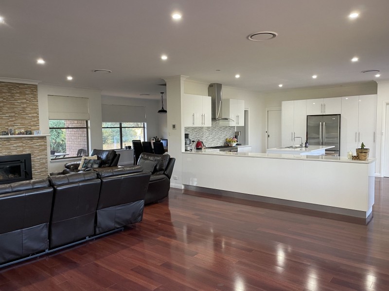 617 Canowindra Road, Cowra NSW 2794