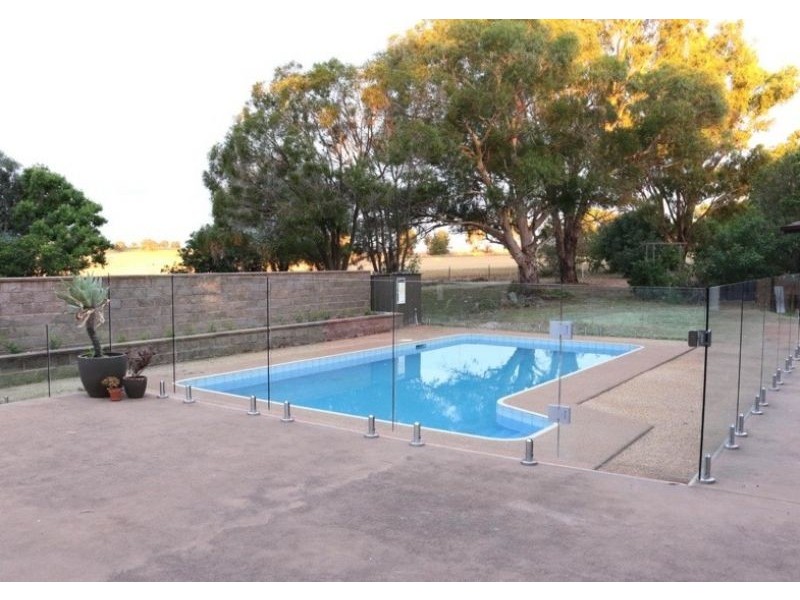 617 Canowindra Road, Cowra NSW 2794