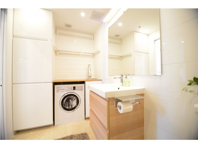 1008/18 Waterview Walk, Docklands VIC 3008