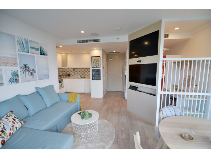 1008/18 Waterview Walk, Docklands VIC 3008