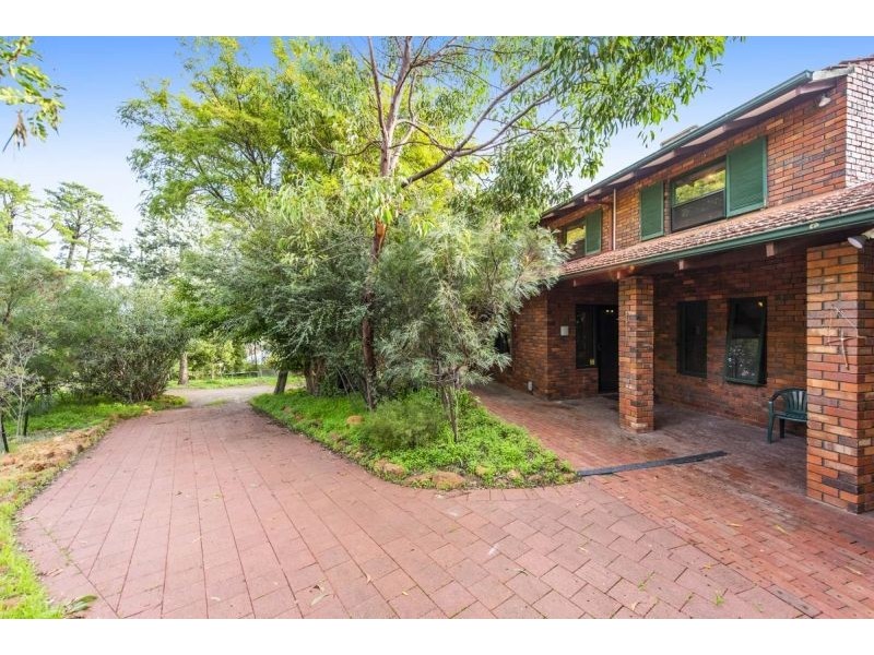 19A Bertram St, Darlington WA 6070