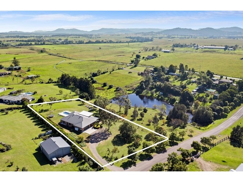 4 Loch Katrine Drive, Lochinvar NSW 2321