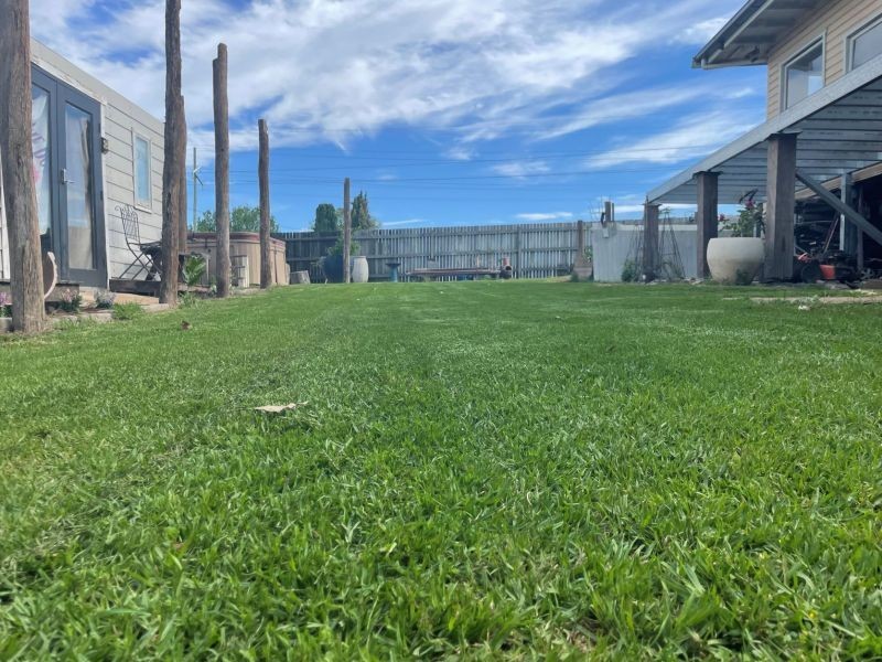 20 Mackenzie Street, Mount Lofty QLD 4350