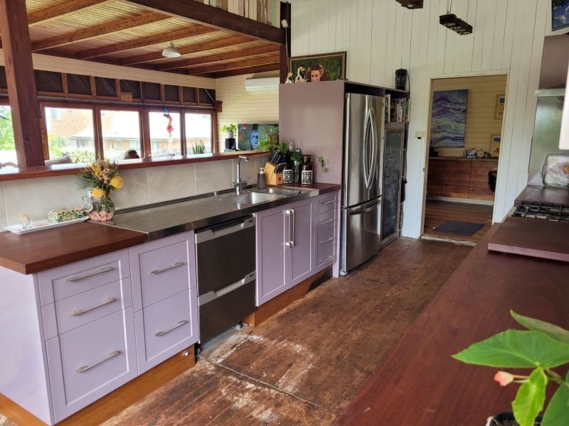 20 Mackenzie Street, Mount Lofty QLD 4350