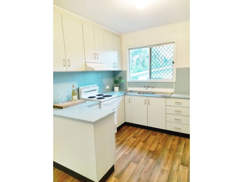 18 Petrie St, East Mackay QLD 4740