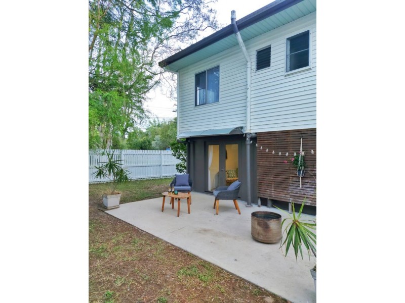 18 Petrie St, East Mackay QLD 4740