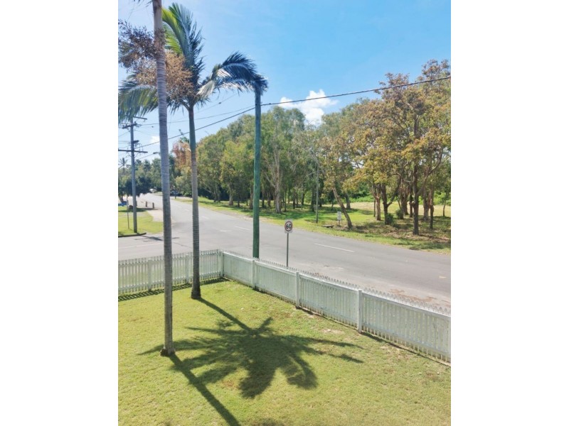 18 Petrie St, East Mackay QLD 4740