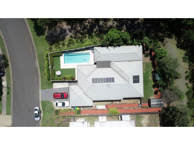 4 Bakers Ridge Dr, Oxenford QLD 4210