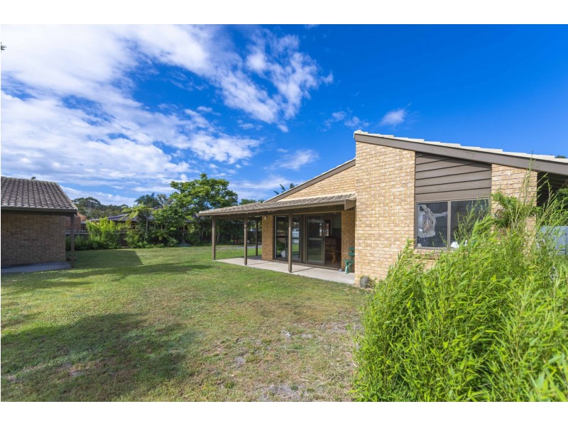 3 Sciacca Ave, Tuncurry NSW 2428