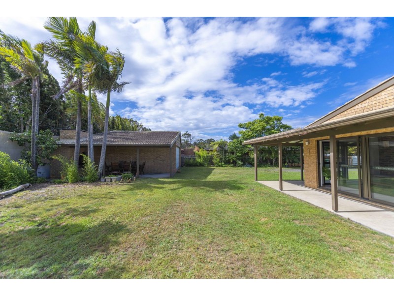 3 Sciacca Ave, Tuncurry NSW 2428