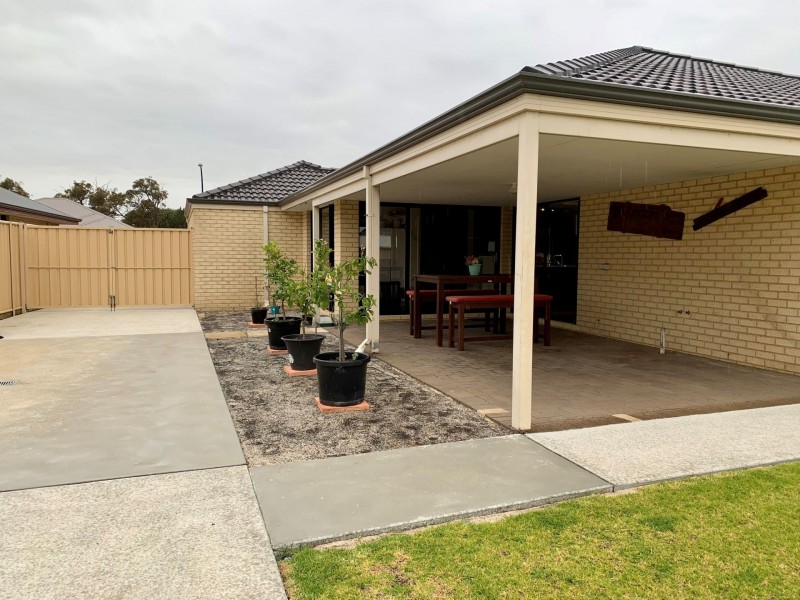 20 Carlingford Court, Australind WA 6233