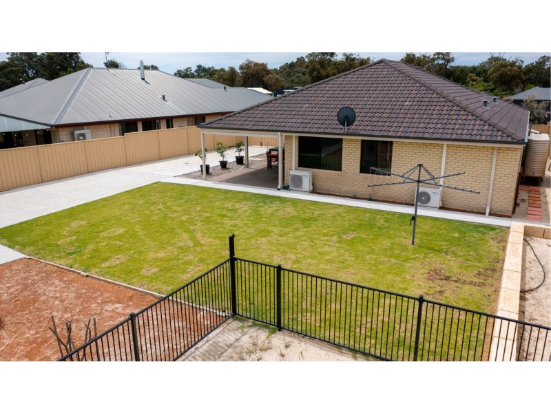 20 Carlingford Court, Australind WA 6233