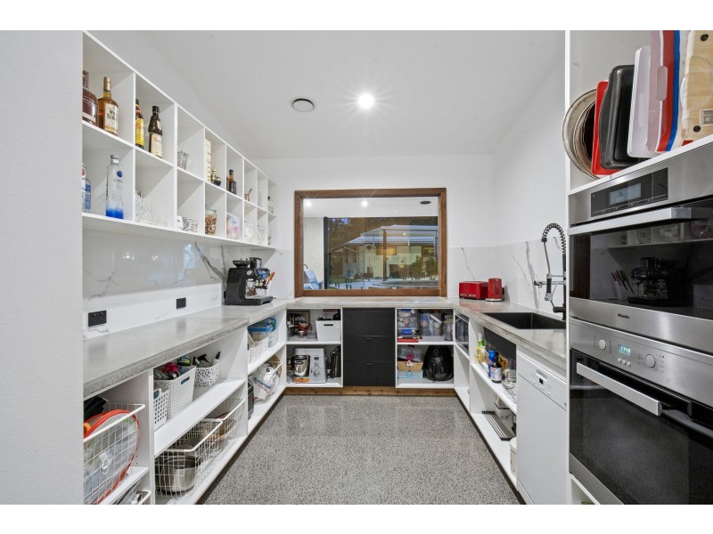 18 Natan Rd, Mudgeeraba QLD 4213