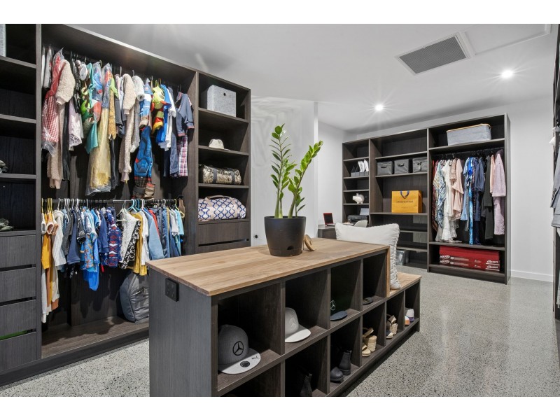 18 Natan Rd, Mudgeeraba QLD 4213